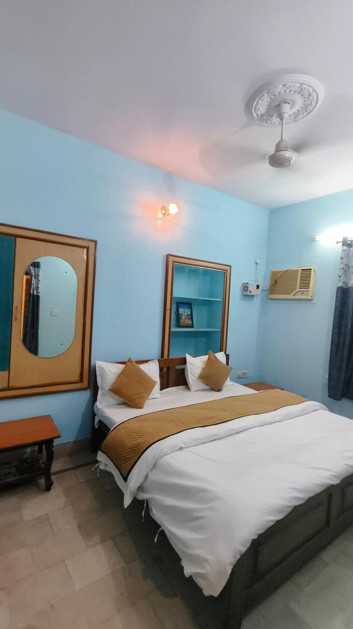 Hotel Navodaya Jaisalmer Esterno foto